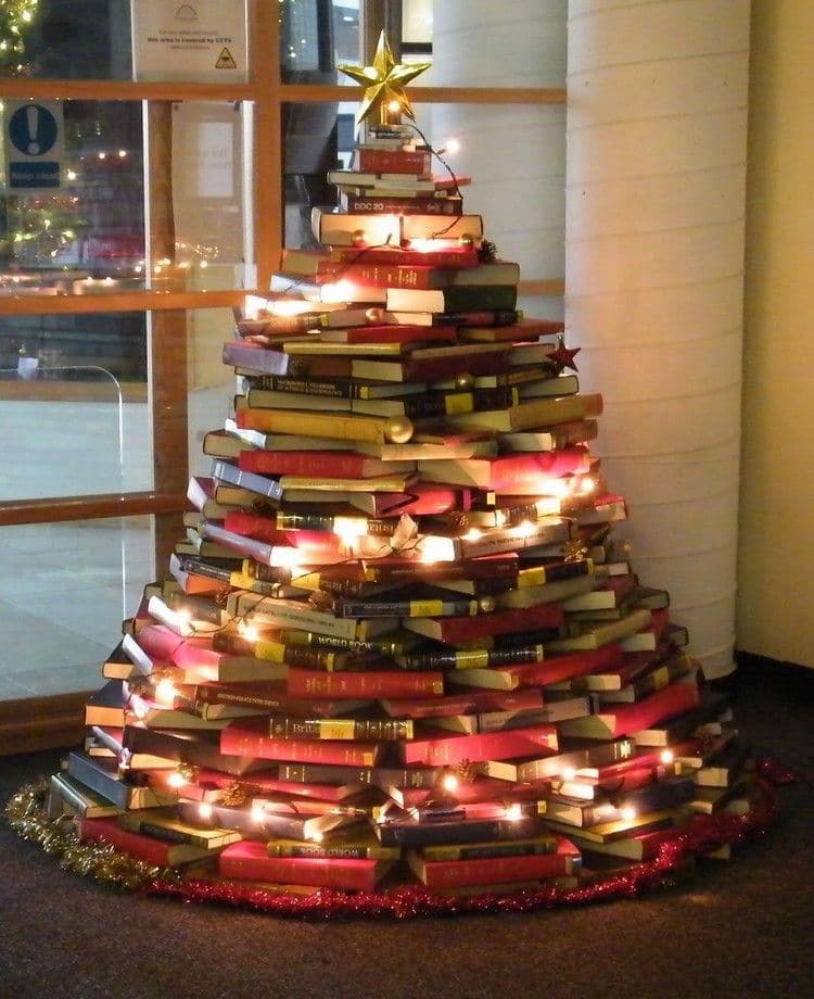 xmas books tree